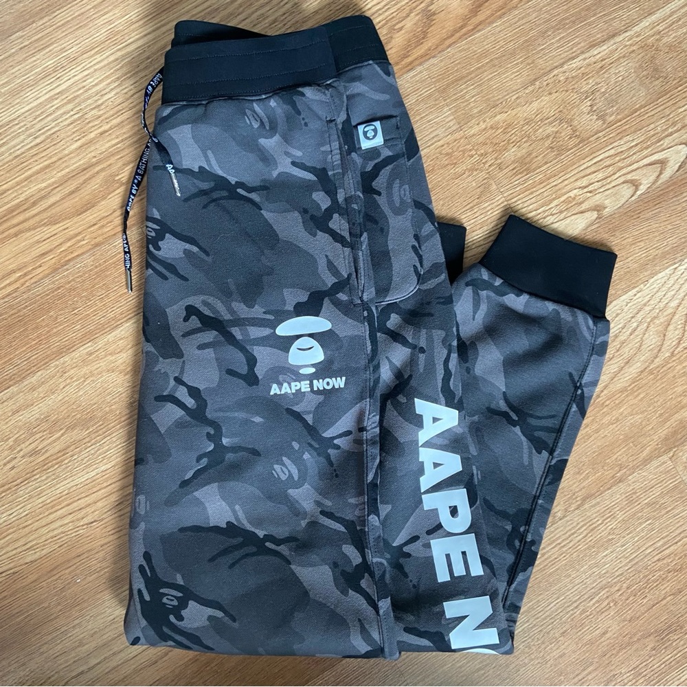 Aape Sweats - Picture 2 of 6